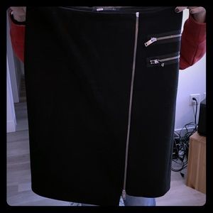 LAST CHANCE Amazing ZARA skirt size L (size 8-10)